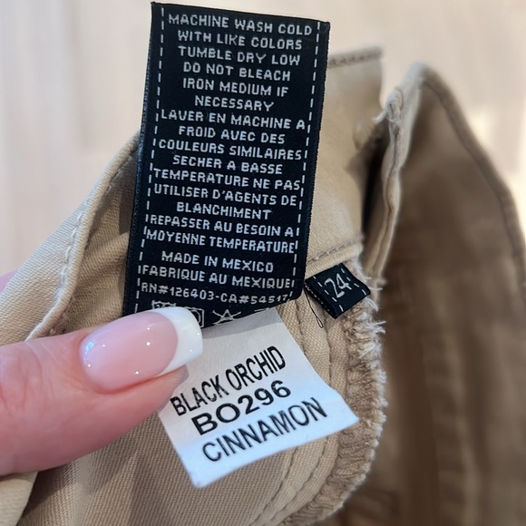 Black Orchid jeans - Picture 7 of 7